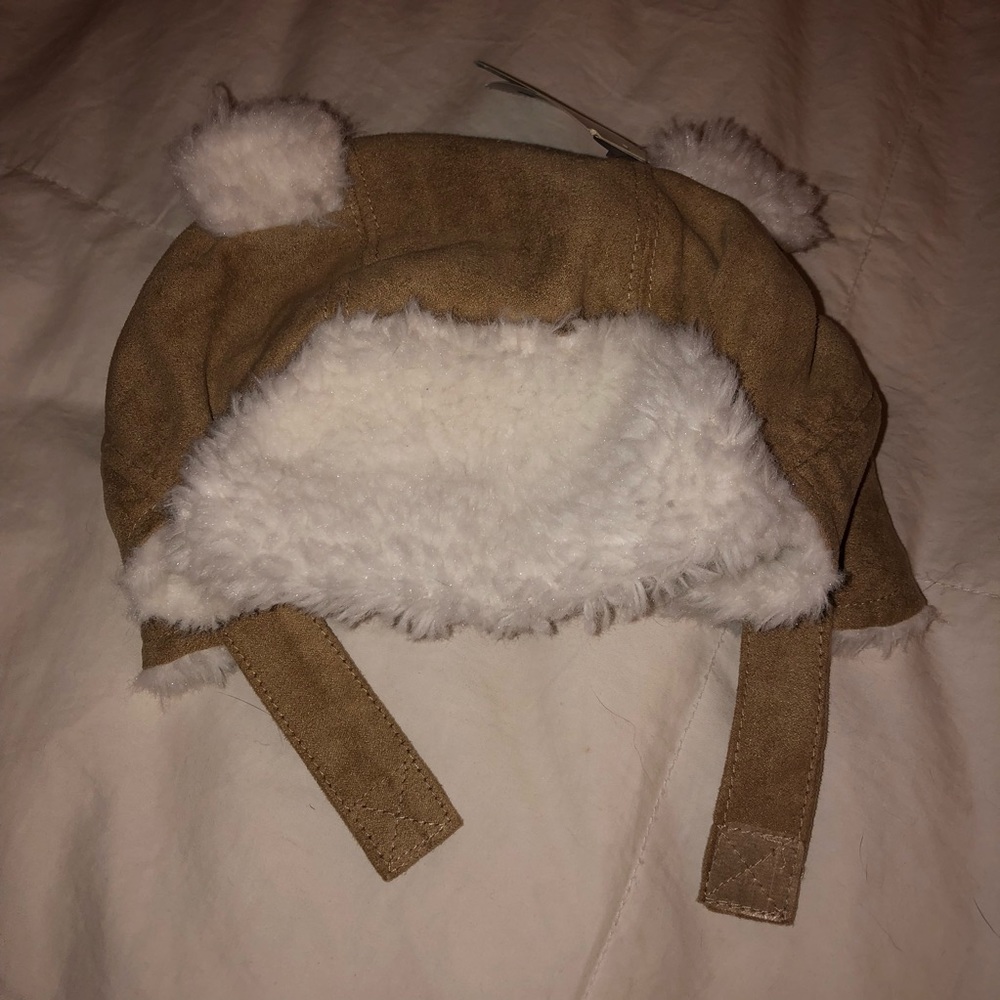 NWT faux fur bear hat